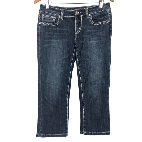 L.A. Idol Denim Capris Sz 9 Jrs Low Rise Dark Wash Flap Pockets Embellished - Picture 1 of 13